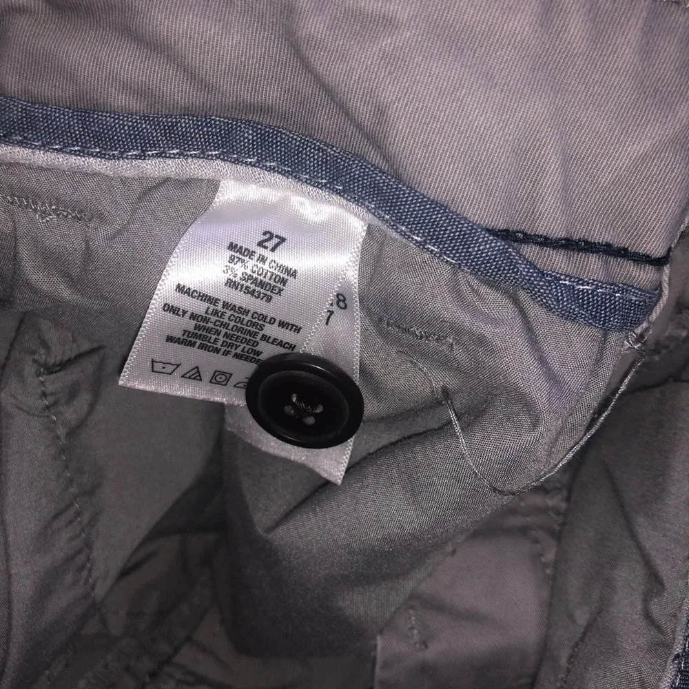 Men’s Aeropostale Flat-Front shorts in Gray - Picture 5 of 5